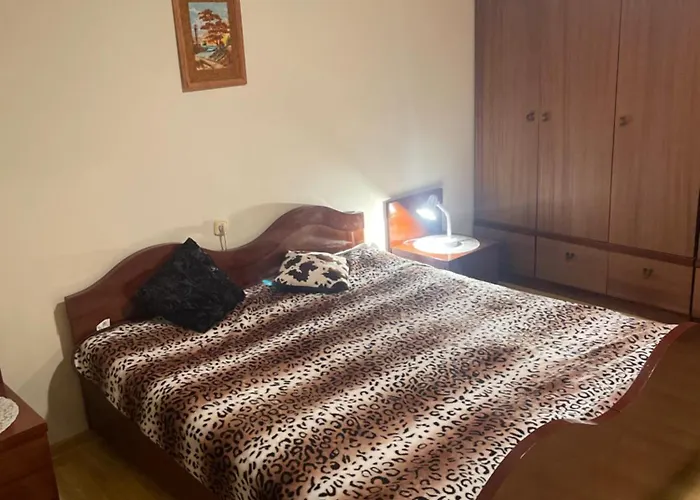 Ground Floor Close To Centre And Tourist Attractions Apartament